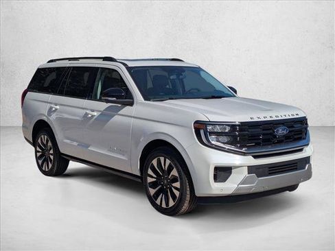 New 2025 Ford Expedition Platinum w/ Driver's Package image 7