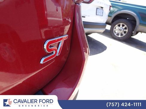 Used 2023 Ford Explorer ST w/ Equipment Group 401A AWD/4WD image 6