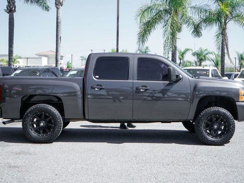 Used 2010 Chevrolet Silverado 1500 LT w/ Regional Value Package image 10