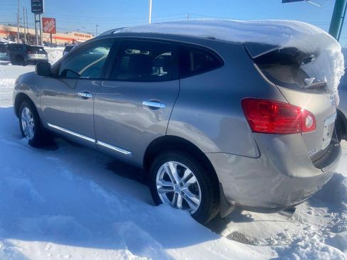 Used 2013 Nissan Rogue SV image 5