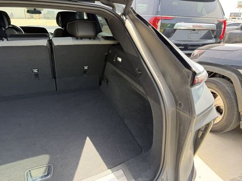 Used 2024 Cadillac Lyriq Tech RWD image 5
