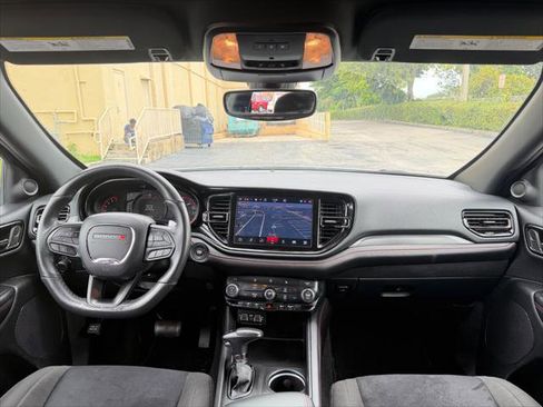 Used 2025 Dodge Durango GT RWD image 18