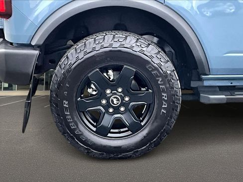 Used 2025 Ford Bronco Big Bend w/ Black Appearance Package image 36