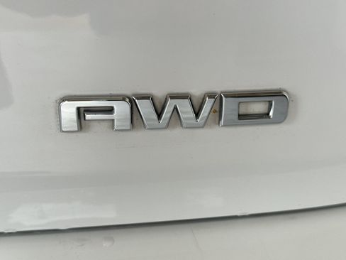 Used 2019 GMC Terrain Denali AWD/4WD image 12