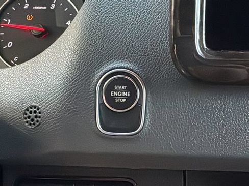 Used 2021 Mercedes-Benz Sprinter 2500 image 29