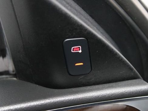 Used 2017 Audi A6 3.0T Premium Plus w/ 19" Sport Package image 17