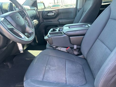 Used 2021 Chevrolet Silverado 1500 Custom Trail Boss w/ Safety Confidence Package image 9