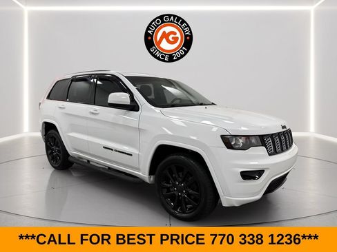 Used 2020 Jeep Grand Cherokee Altitude AWD/4WD image 1