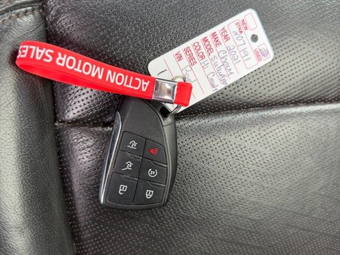 Used 2021 Chevrolet Suburban High Country image 59