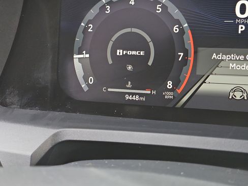 Used 2025 Toyota 4Runner TRD Off-Road image 19