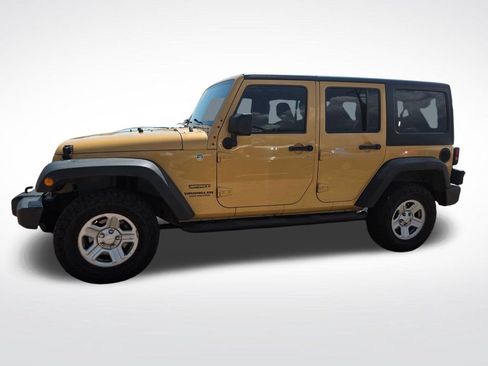 Used 2013 Jeep Wrangler Unlimited Sport w/ Connectivity Group AWD/4WD image 4