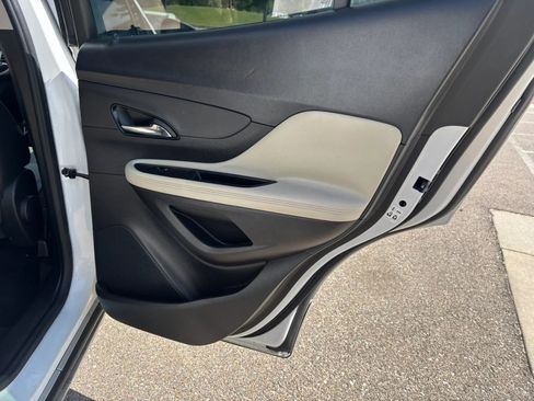 Used 2018 Buick Encore Preferred FWD image 25