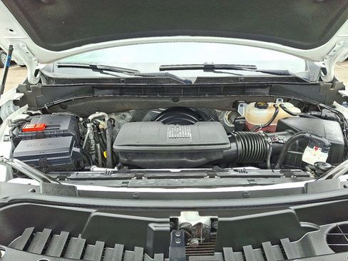 Used 2024 GMC Yukon SLT image 30