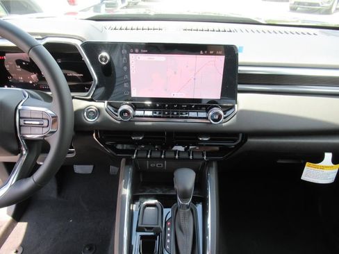 New 2025 GMC Canyon Elevation w/ Convenience Package image 20