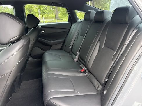 Used 2024 Honda Accord Sport image 32