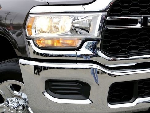 Used 2021 RAM 2500 Tradesman image 3