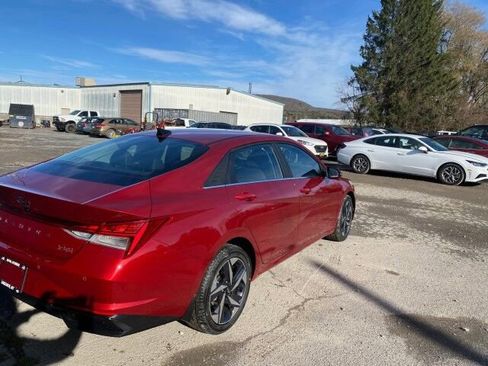 New 2023 Hyundai Elantra Limited image 6