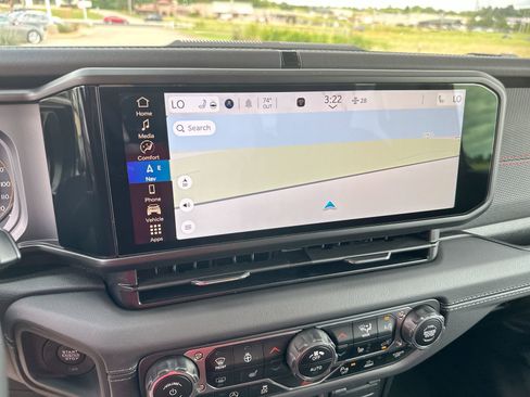 New 2025 Jeep Gladiator Rubicon w/ Safety Group image 13