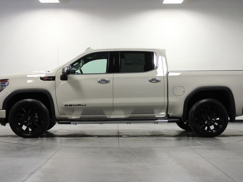 New 2026 GMC Sierra 1500 Denali w/ Technology Package AWD/4WD image 7