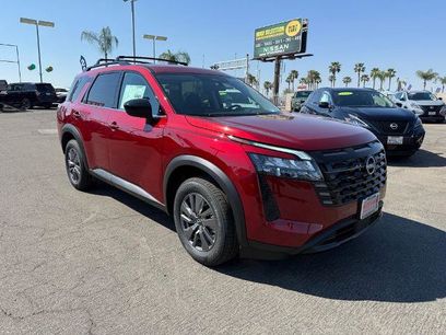 New 2026 Nissan Pathfinder SV