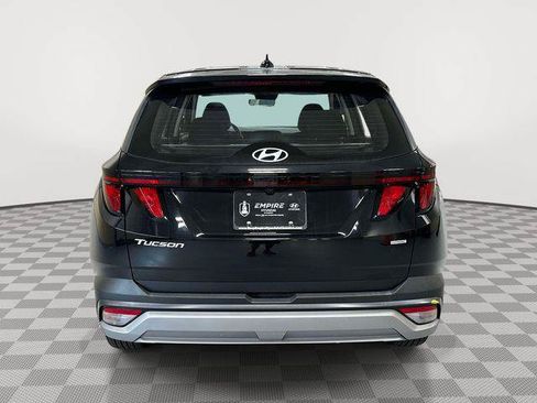 Certified 2025 Hyundai Tucson SE AWD/4WD image 4
