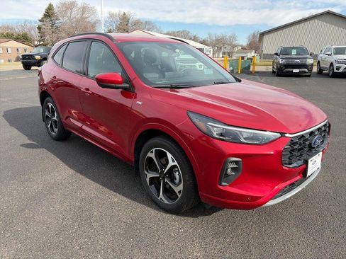 Used 2024 Ford Escape ST-Line Elite w/ Premium Technology Package AWD/4WD image 7