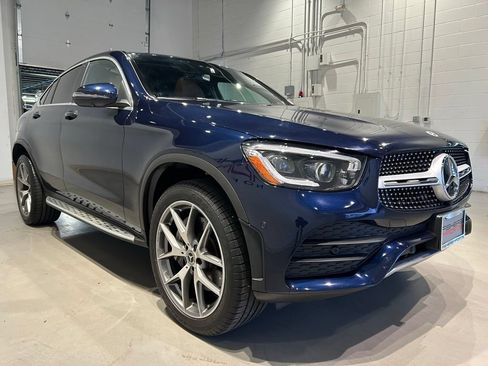 Used 2022 Mercedes-Benz GLC 300 4MATIC Coupe w/ AMG Line image 8