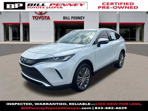 Used 2023 Toyota Venza XLE AWD/4WD image 1