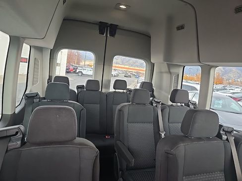 Used 2022 Ford Transit 350 XLT image 24