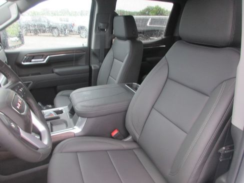 New 2026 GMC Sierra 1500 SLT w/ SLT Premium Plus Package AWD/4WD image 14