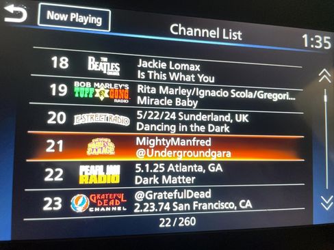 Used 2024 Nissan Frontier SV w/ Technology Package image 7