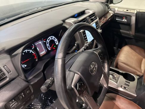 Used 2023 Toyota 4Runner Limited AWD/4WD image 45