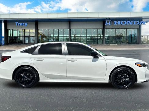 Certified 2026 Honda Civic Sport image 4
