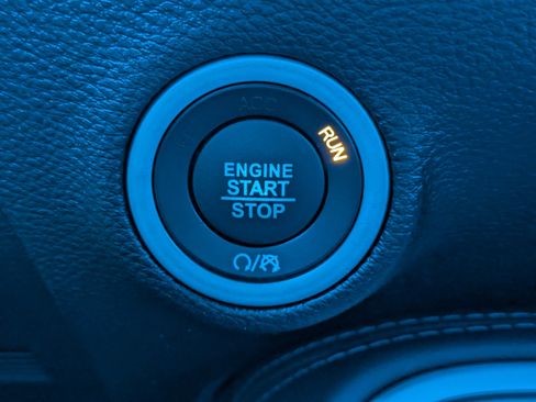 Used 2019 Dodge Challenger R/T Scat Pack RWD image 27