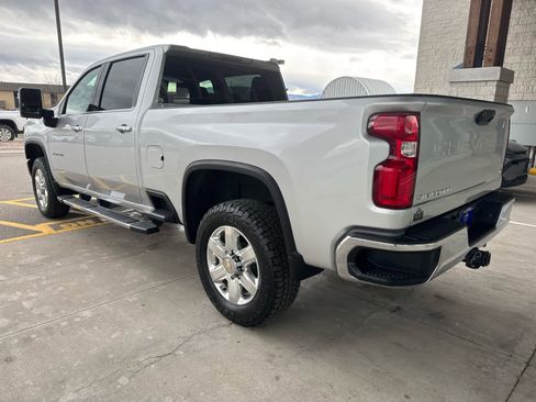 Used 2022 Chevrolet Silverado 3500 LTZ image 6