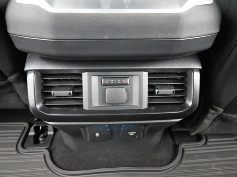 Used 2025 Ford F150 Raptor AWD/4WD image 12