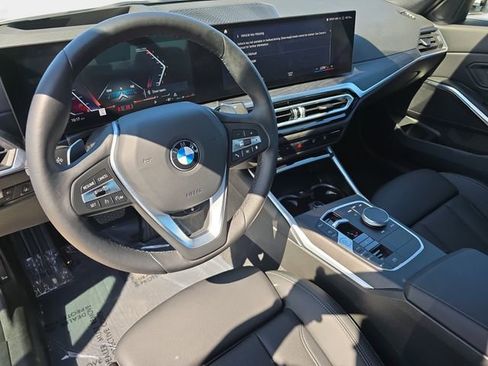 Used 2024 BMW 330i xDrive Sedan w/ Premium Package AWD/4WD image 18