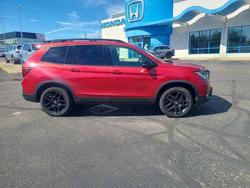Used 2024 Honda Passport Black Edition image 6
