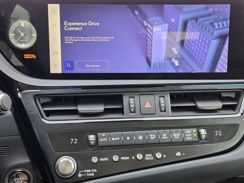 Certified 2023 Lexus ES 350 w/ Premium Package image 25