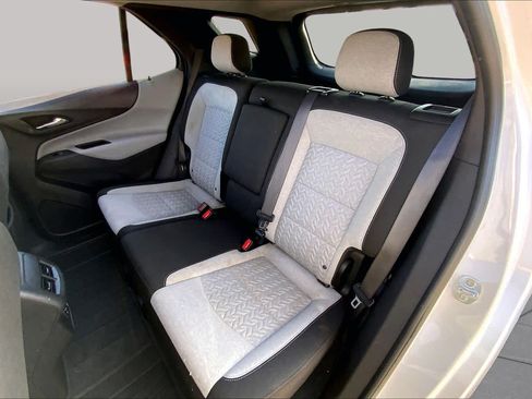 Used 2024 Chevrolet Equinox LS w/ LS Convenience Package FWD image 20