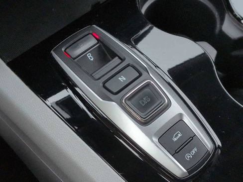 Used 2016 Honda Pilot Elite image 31