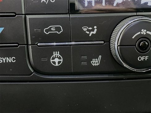 Used 2020 Dodge Grand Caravan GT image 20