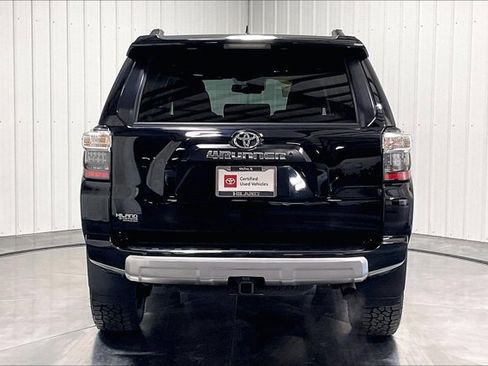 Certified 2024 Toyota 4Runner TRD Off-Road Premium AWD/4WD image 4