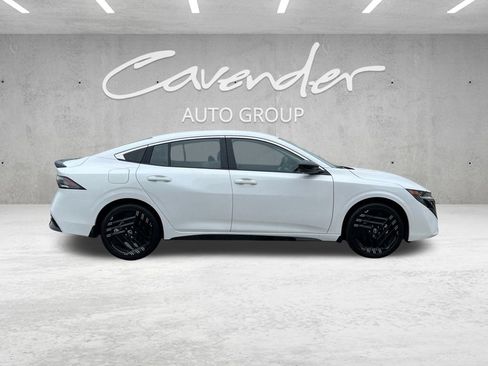 New 2026 Nissan Sentra SR image 17