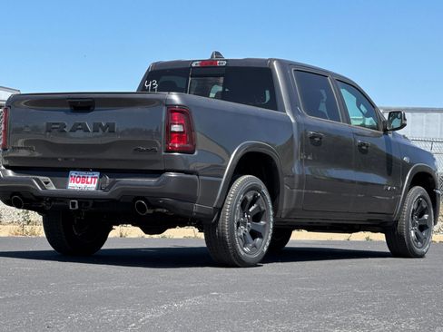 New 2026 RAM 1500 4x4 Crew Cab image 3