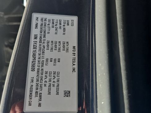 Used 2023 Tesla Model 3 Standard Range image 21