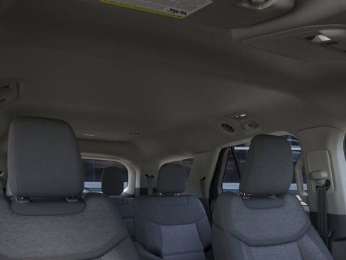 New 2026 Ford Explorer Active image 22