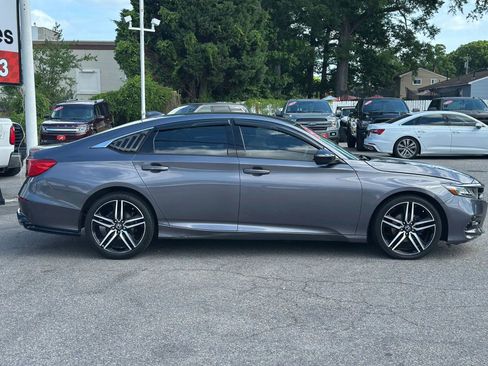 Used 2019 Honda Accord LX image 2