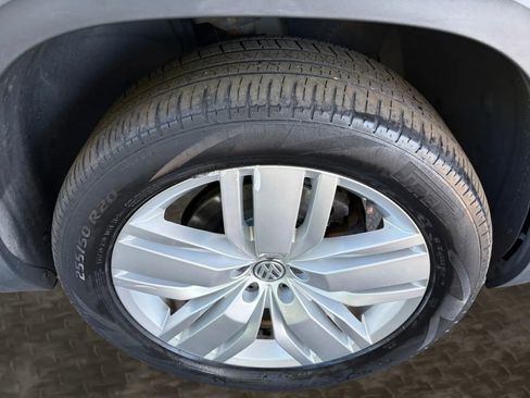 Used 2019 Volkswagen Atlas SE w/ Panoramic Sunroof Package AWD/4WD image 44