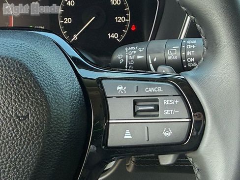 Certified 2025 Honda Pilot Touring image 18